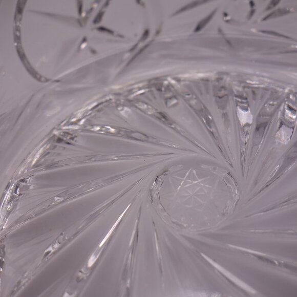 Circular Cigar Ash Tray with Some Weight To it! - Picture 4 of 16